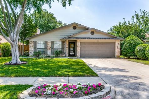 2308 Hollybush Lane Bedford TX 76021