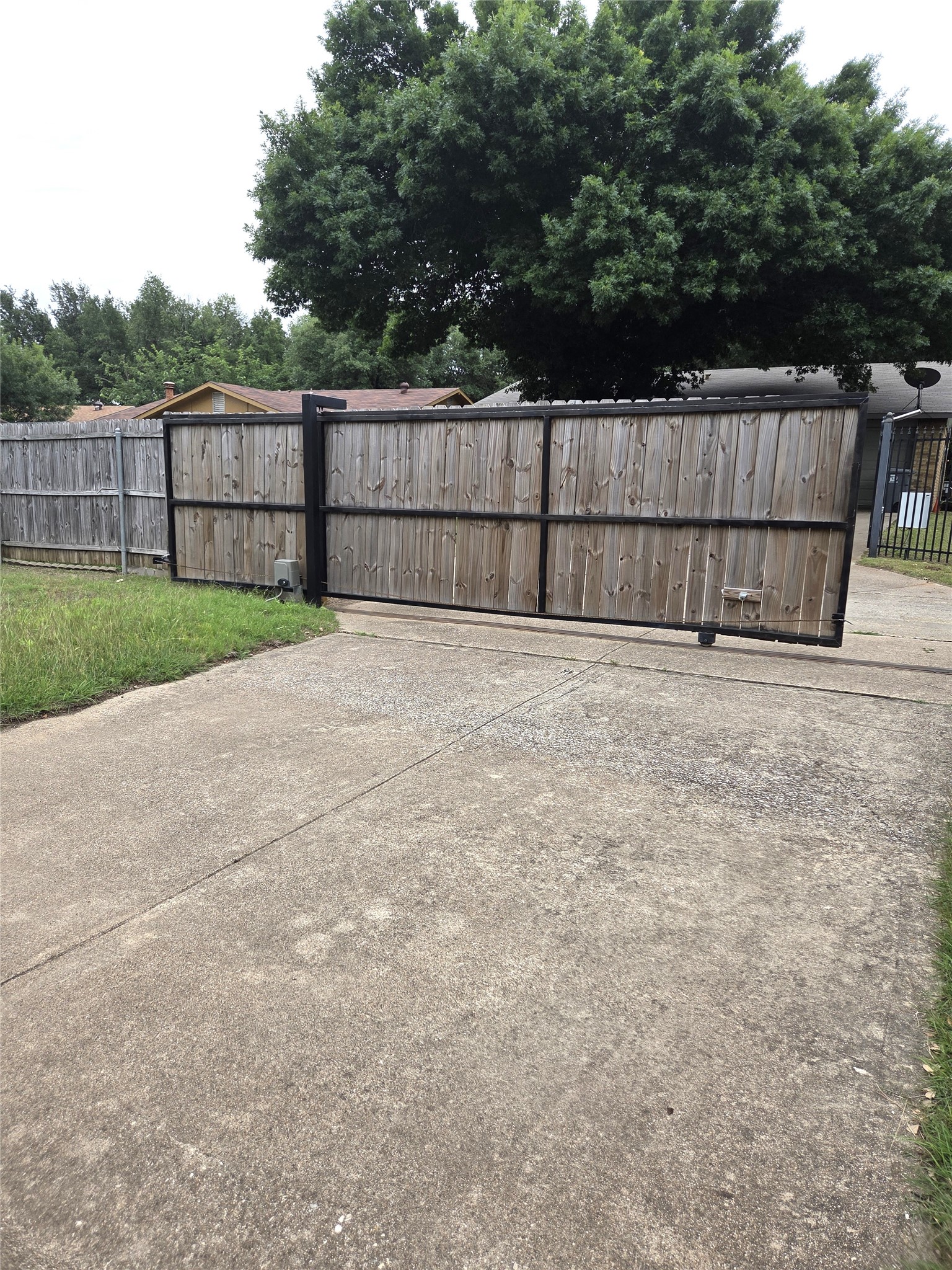 7120 Field View Lane Dallas TX 75249