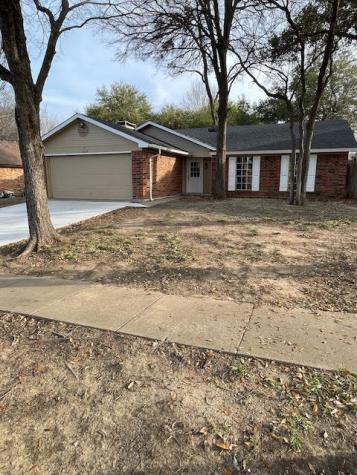 1402 Seely Street Arlington TX 76018