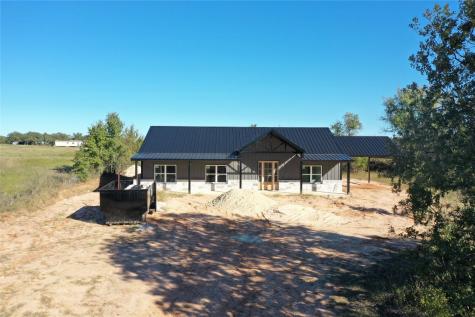 840 County Road 3470 Paradise TX 76073