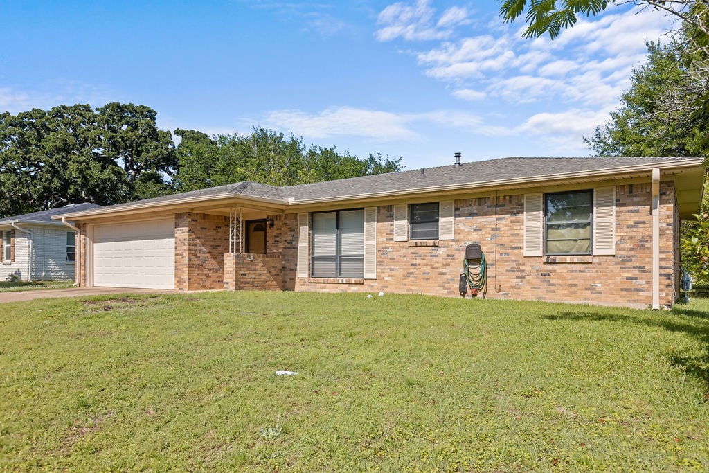 2022 Jerry Avenue Denison TX 75020
