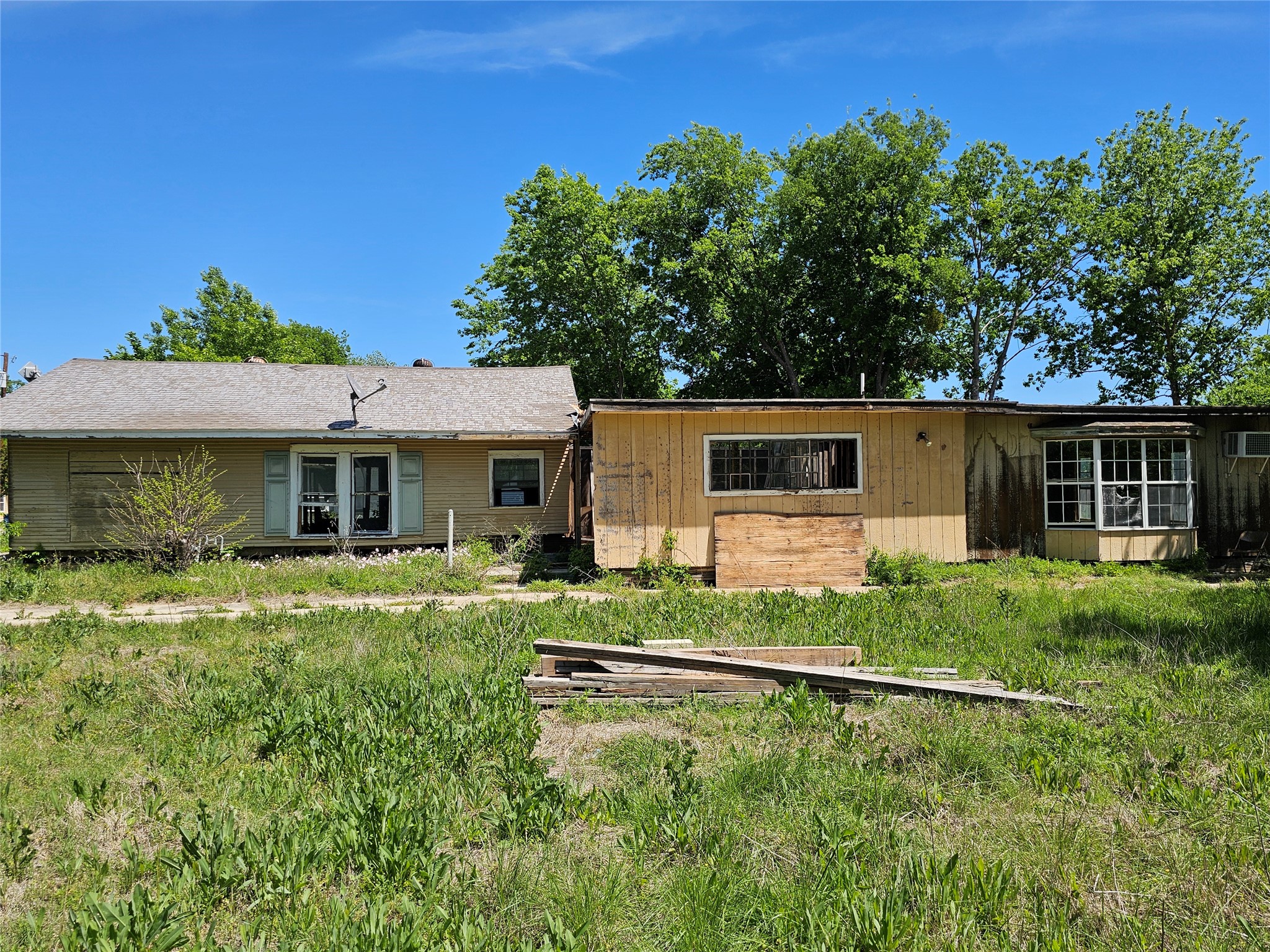 1008 Lackey Street Brownwood TX 76801