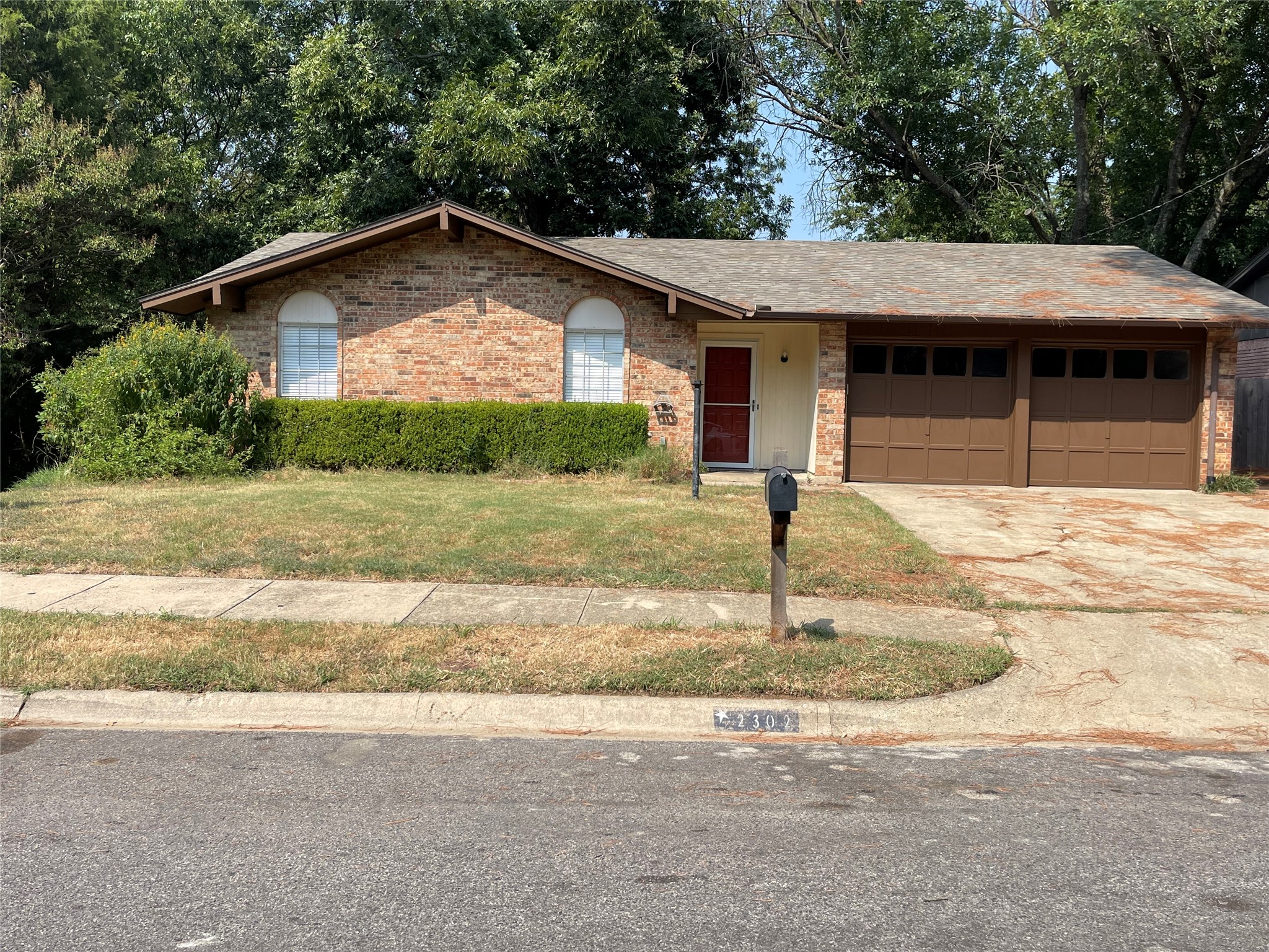 2302 Mercedes Road Denton TX 76205
