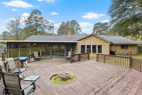 195 County Road 4164 Pittsburg TX 75686