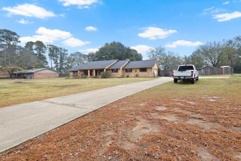 195 County Road 4164 Pittsburg TX 75686