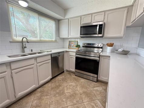 2621 Bayberry Lane Euless TX 76039