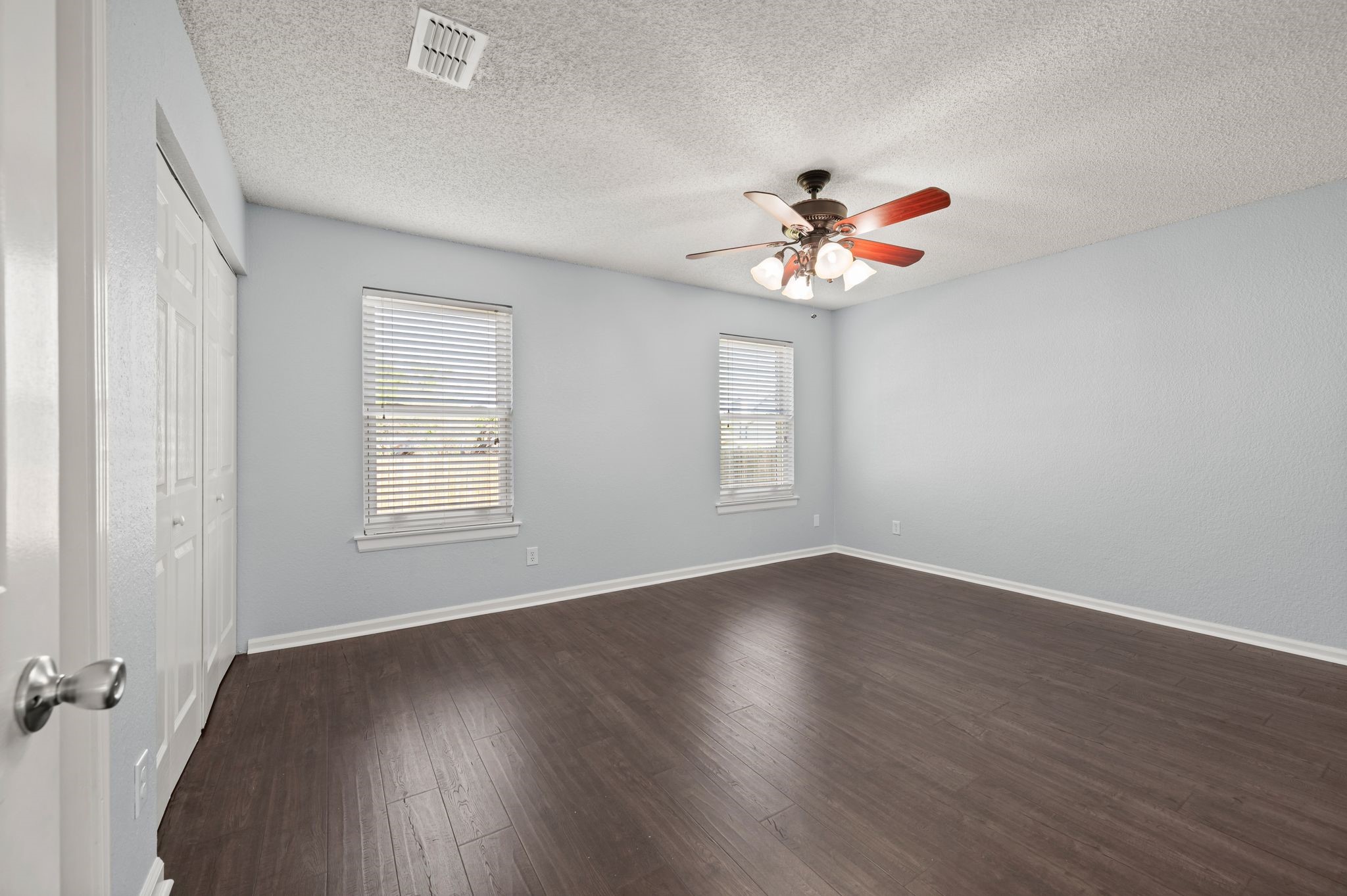 2621 Bayberry Lane Euless TX 76039