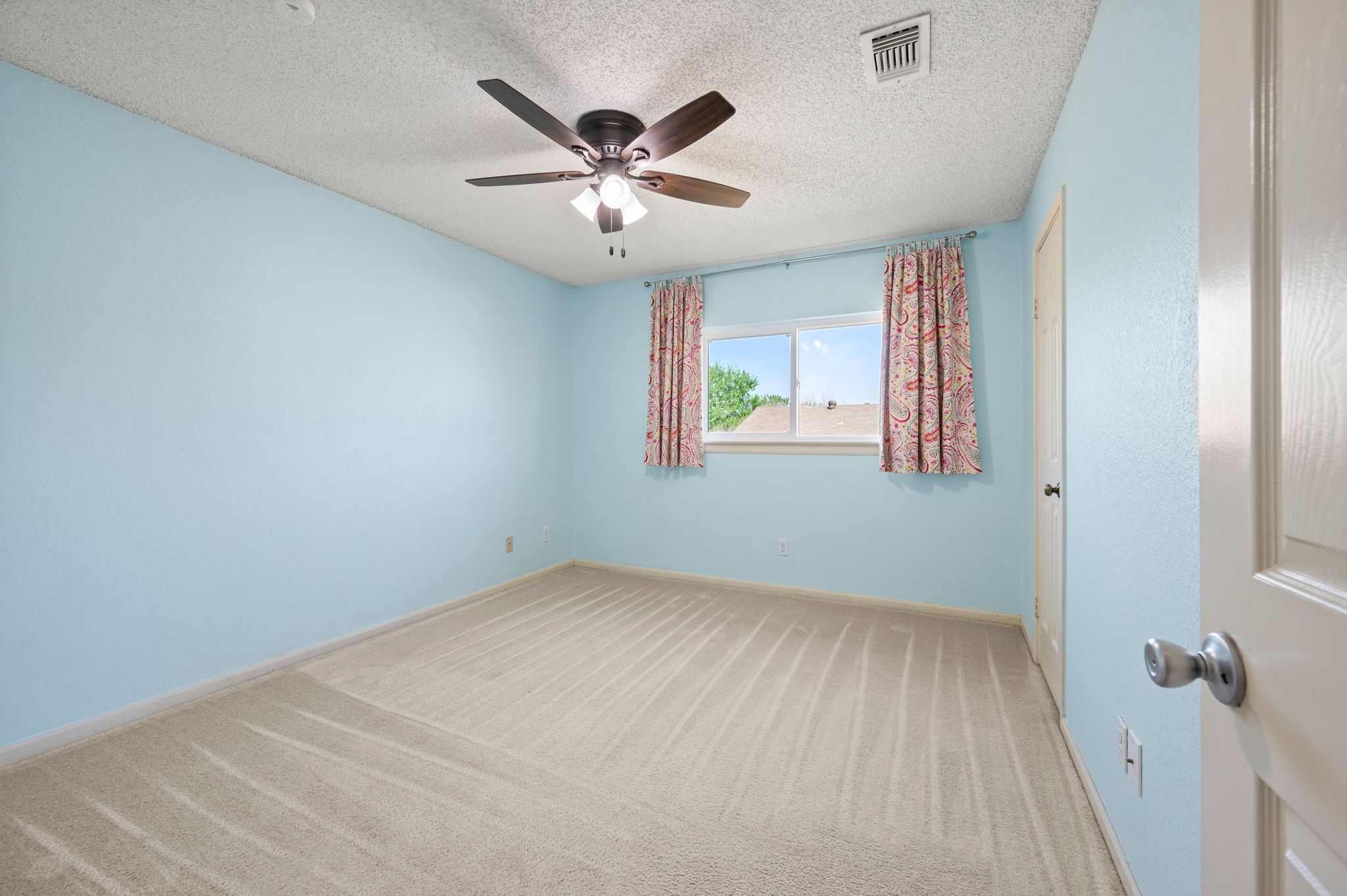 2621 Bayberry Lane Euless TX 76039