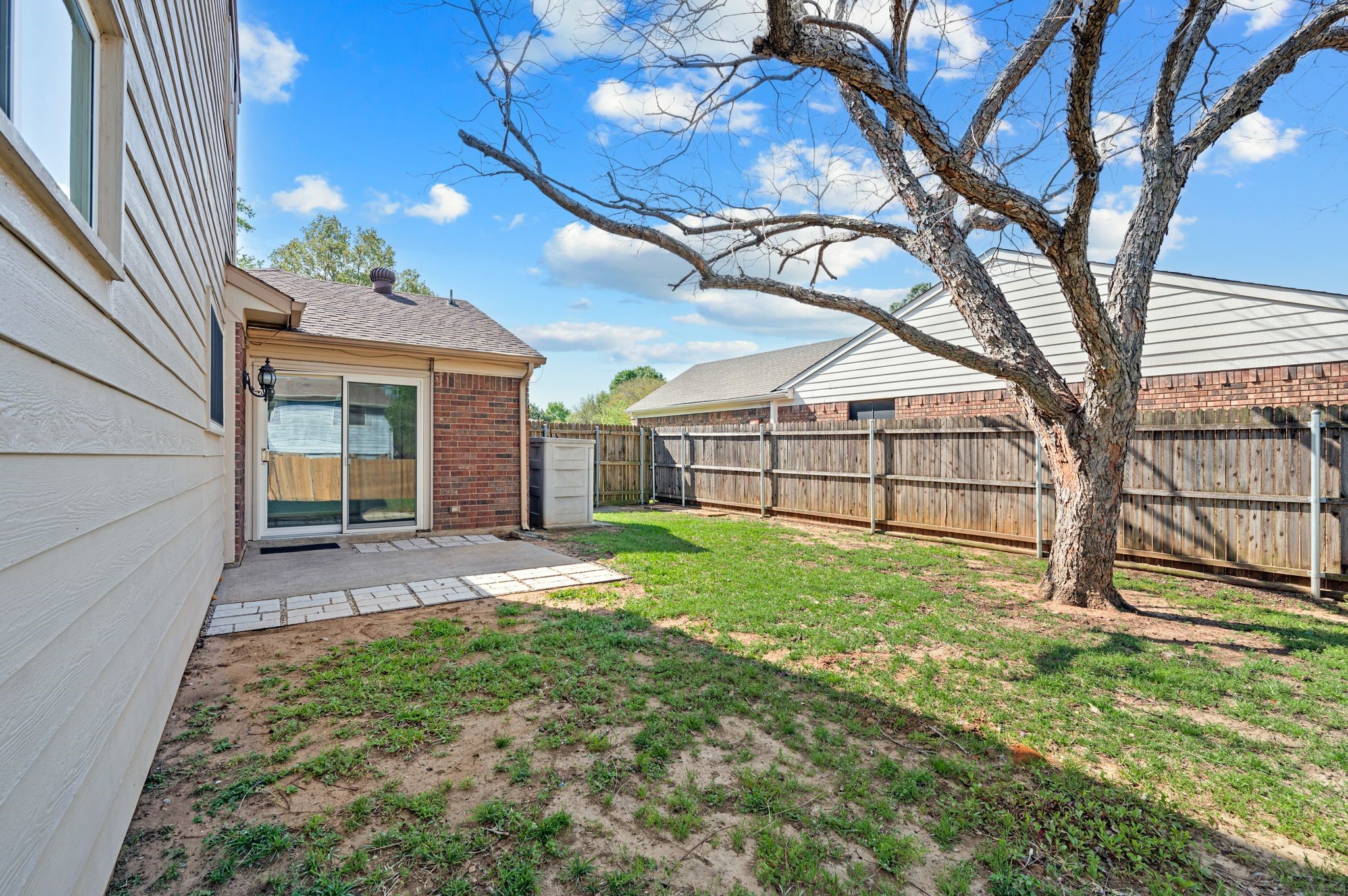2621 Bayberry Lane Euless TX 76039