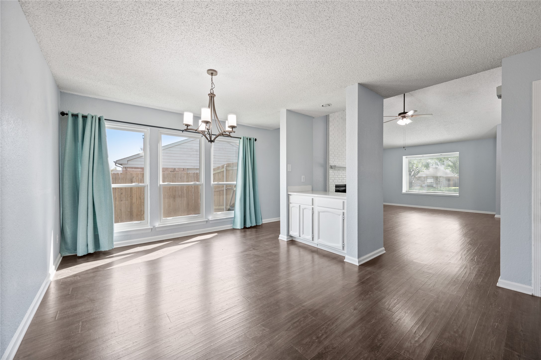 2621 Bayberry Lane Euless TX 76039
