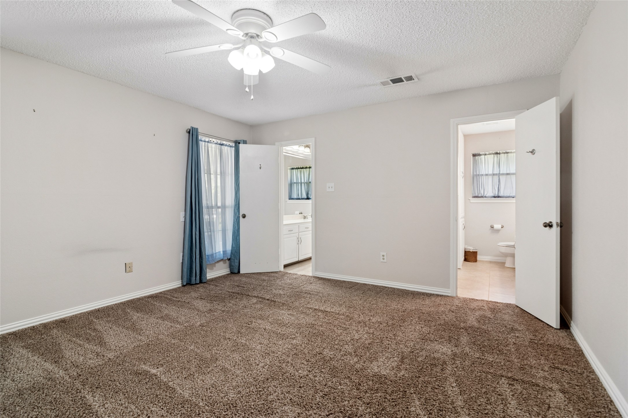 130 Clinton Lane Midlothian TX 76065