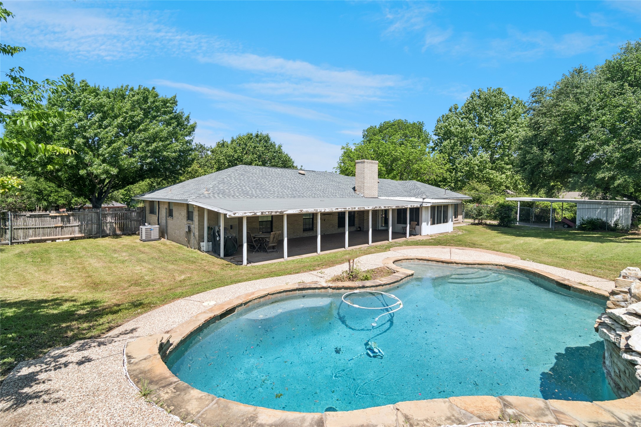 130 Clinton Lane Midlothian TX 76065