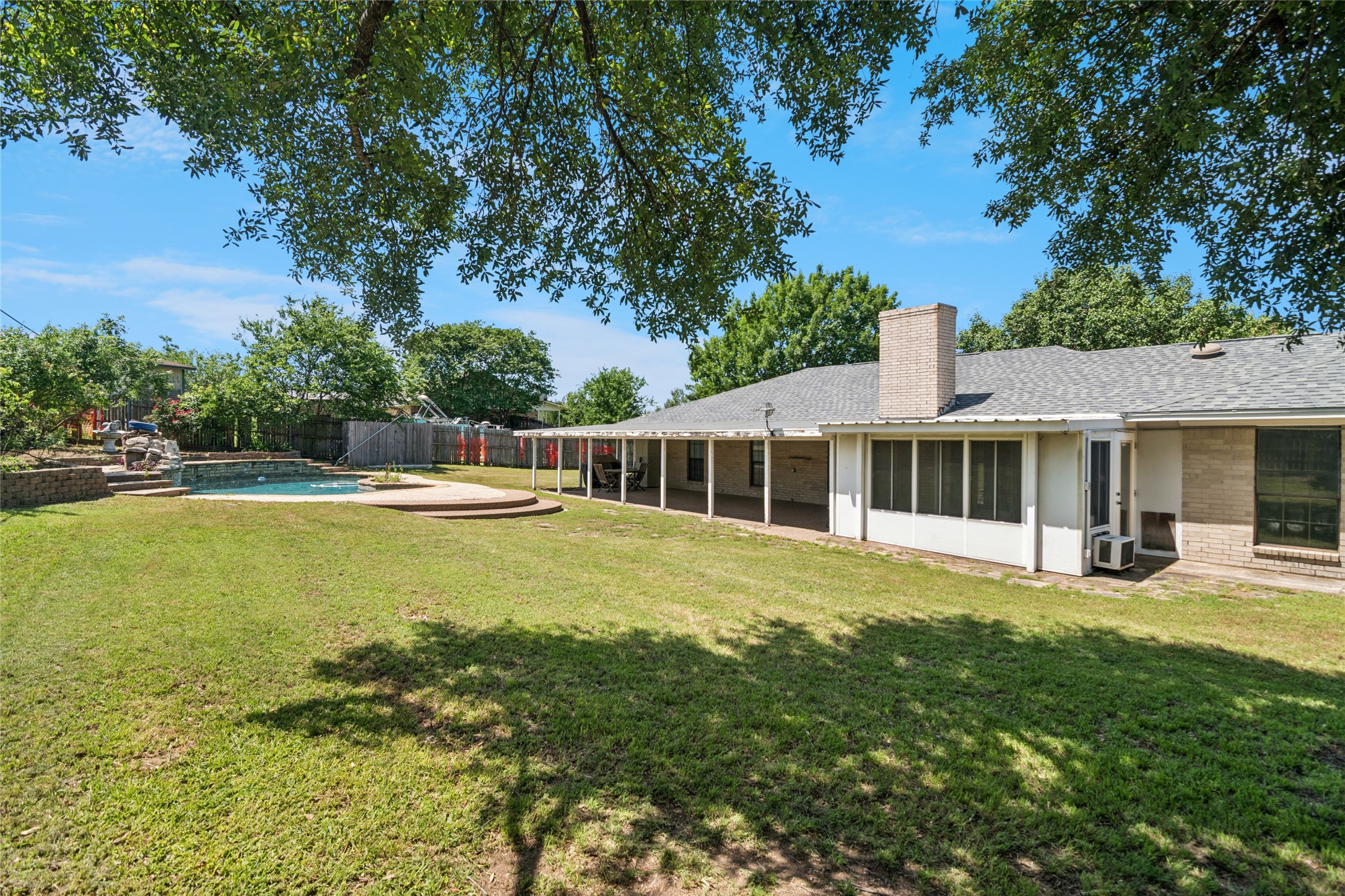 130 Clinton Lane Midlothian TX 76065
