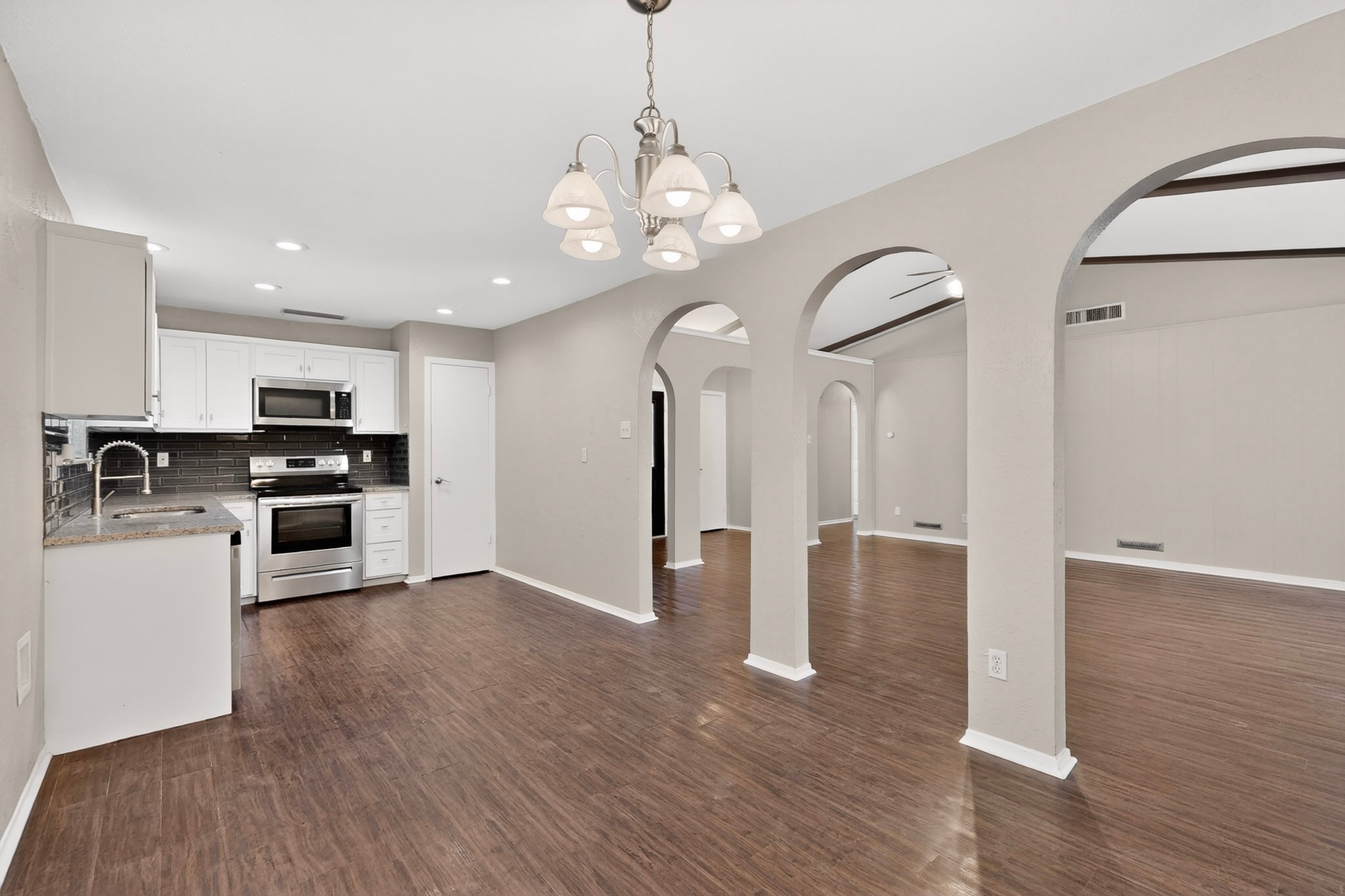 1620 Glenhill Lane Lewisville TX 75077