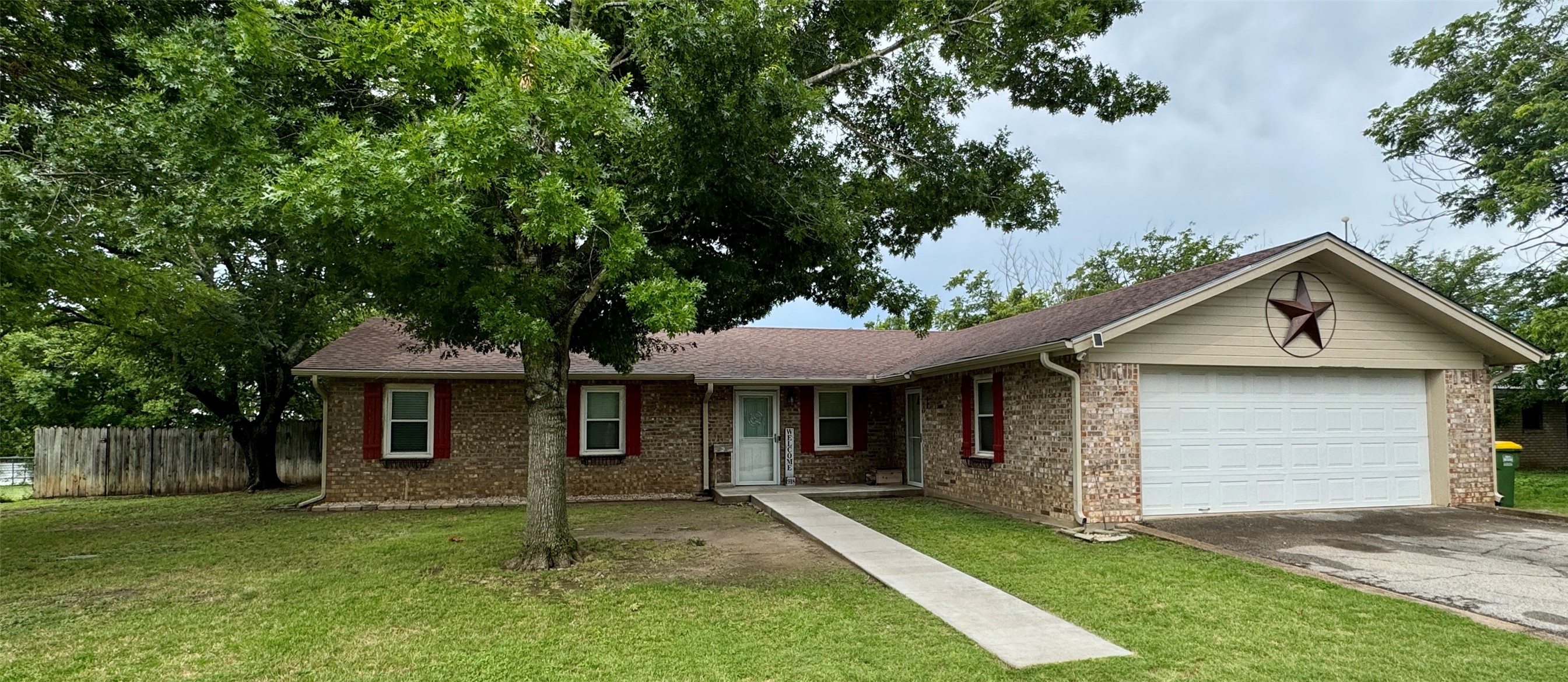 918 Jory Street Hico TX 76457