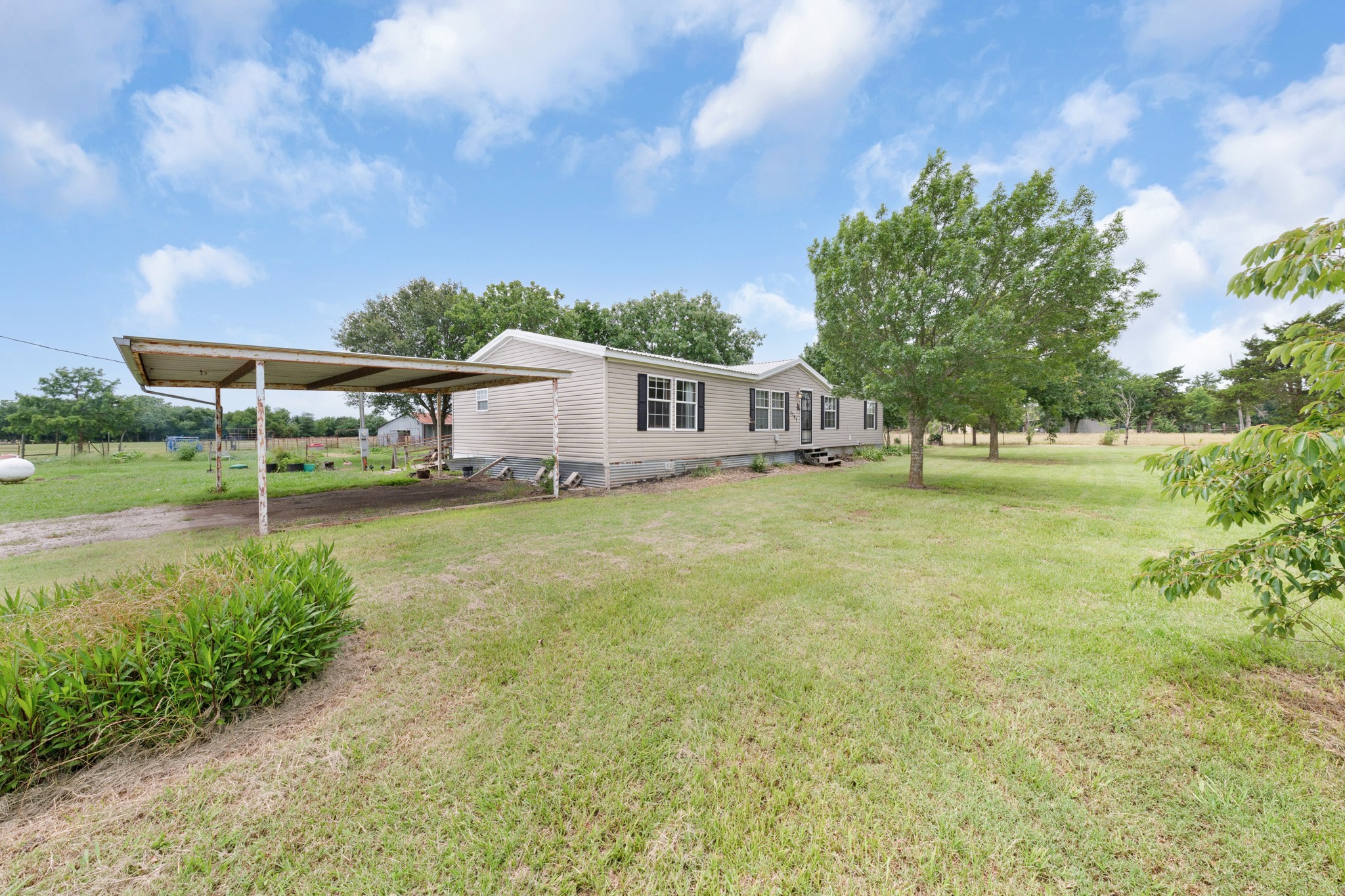 2287 Fm-3132 Klondike TX 75448