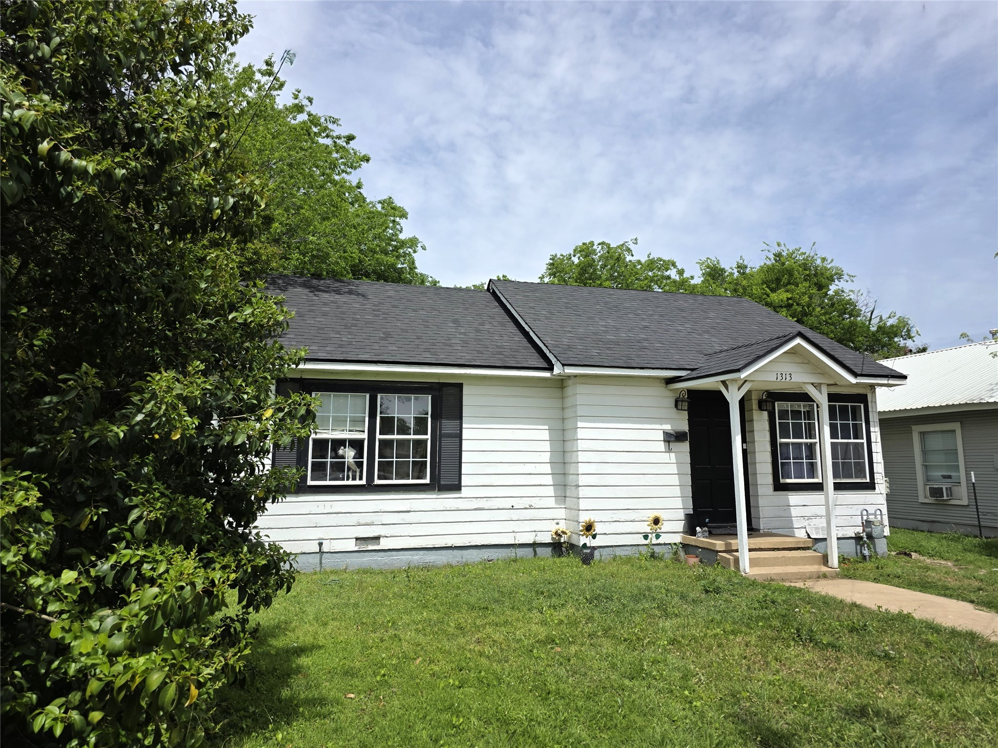 1313 Avenue J Brownwood TX 76801