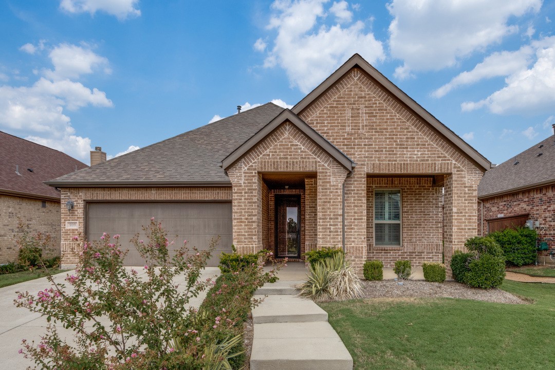 809 Orleans Square Aubrey TX 76227