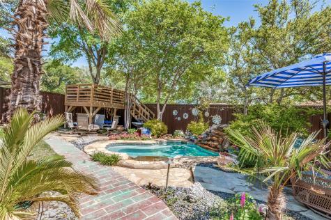 915 Summer Trail Flower Mound TX 75028
