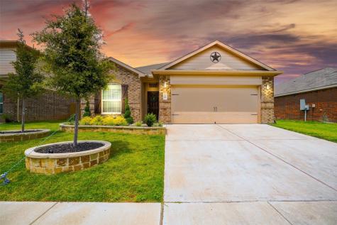 6009 Amber Cliff Lane Fort Worth TX 76179