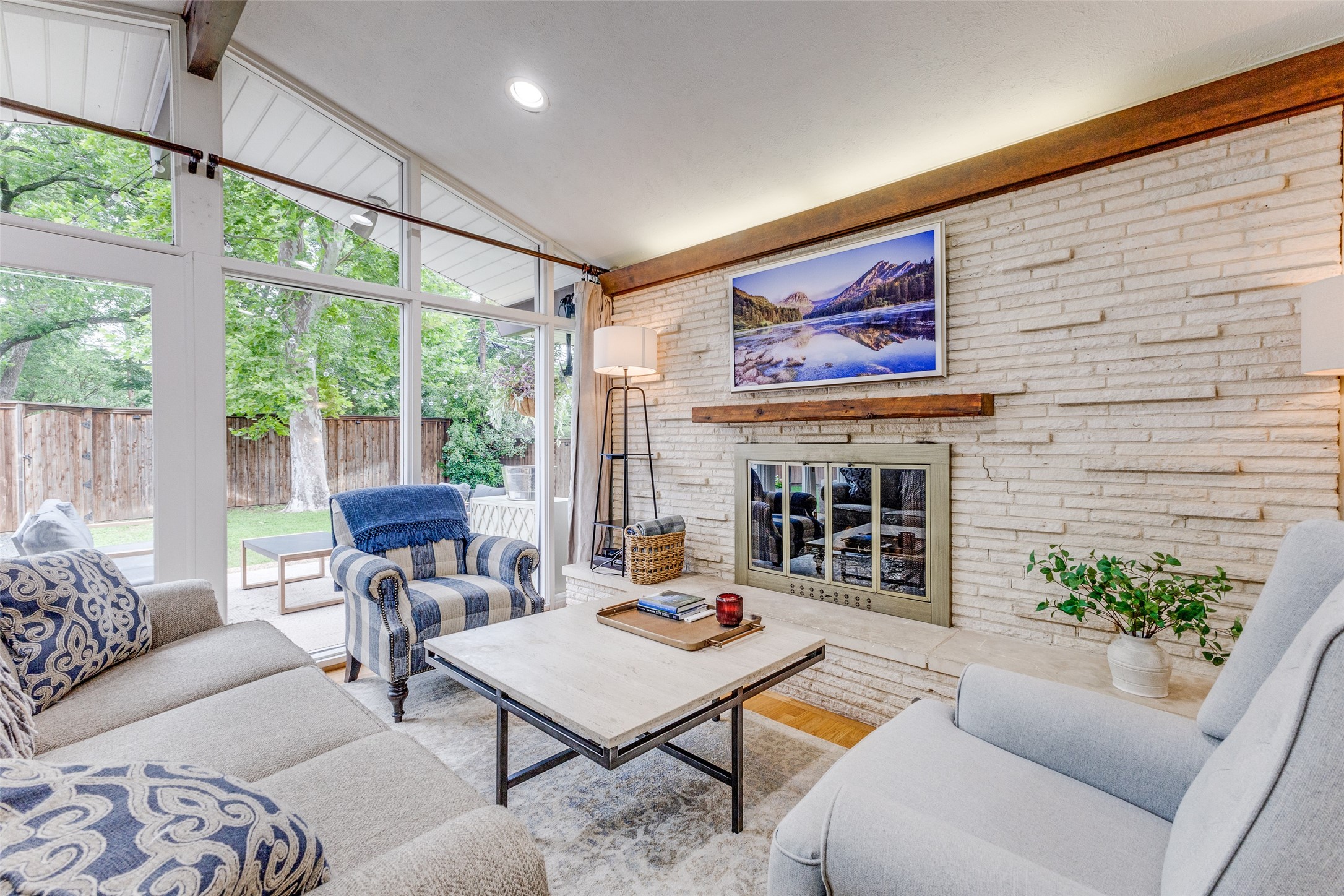 10535 Longmeadow Drive Dallas TX 75238