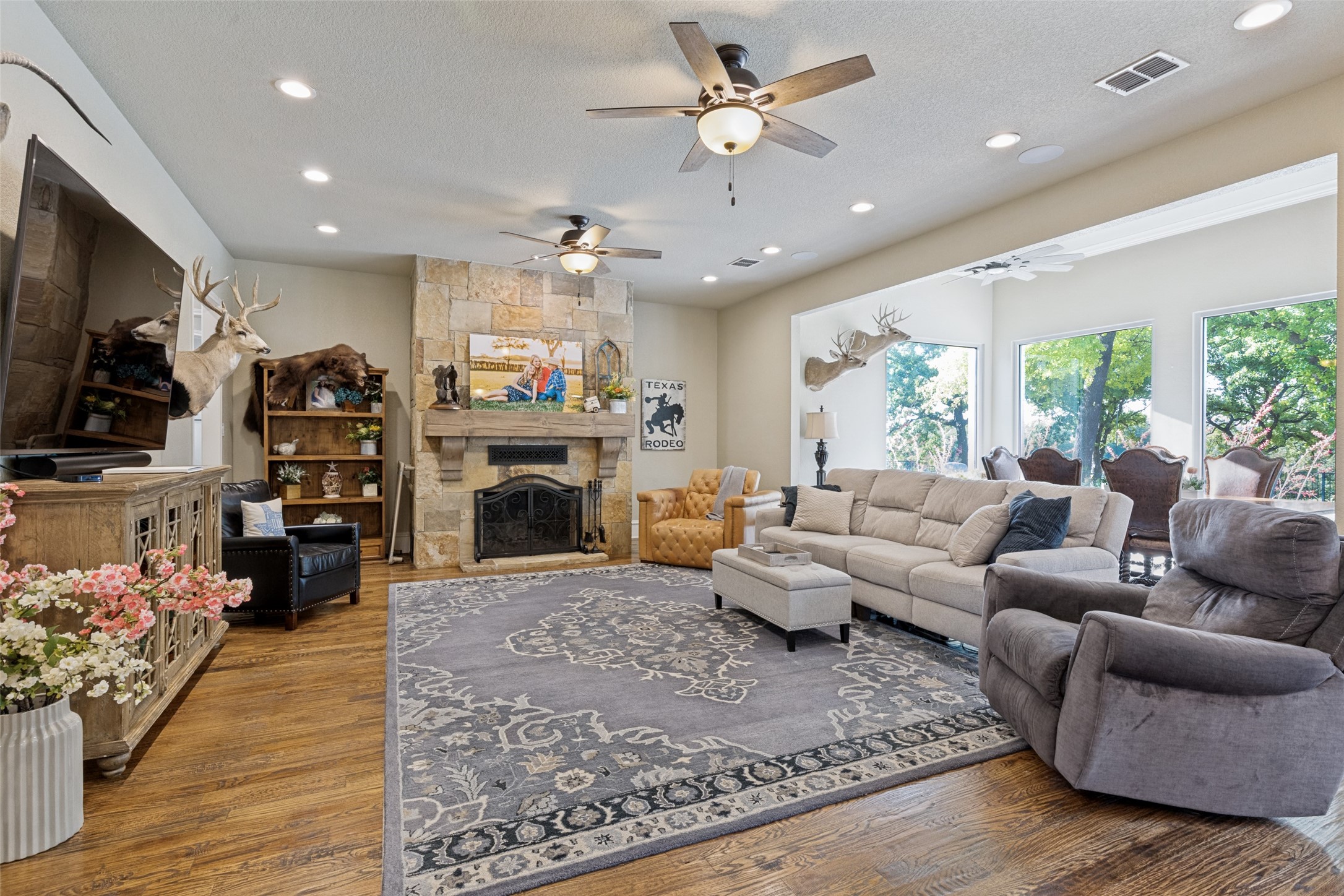 1148 County Road 1591 Alvord TX 76225