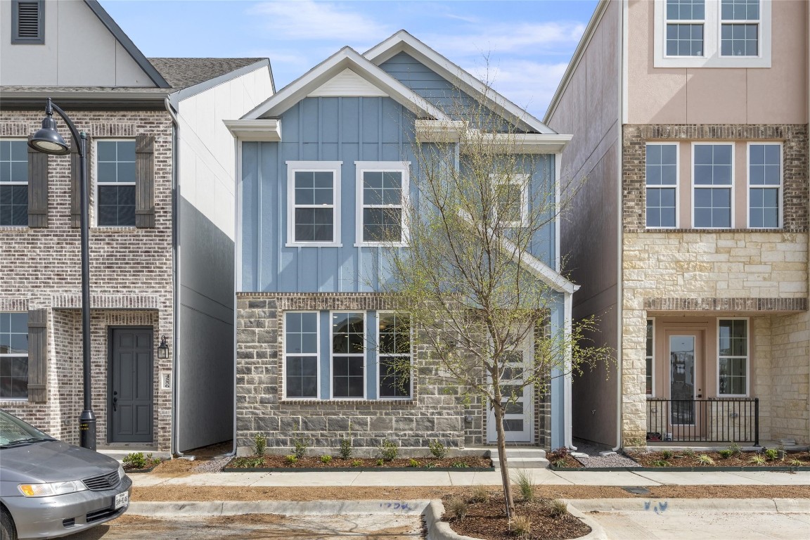 4552 Ward Street North Richland Hills TX 76180