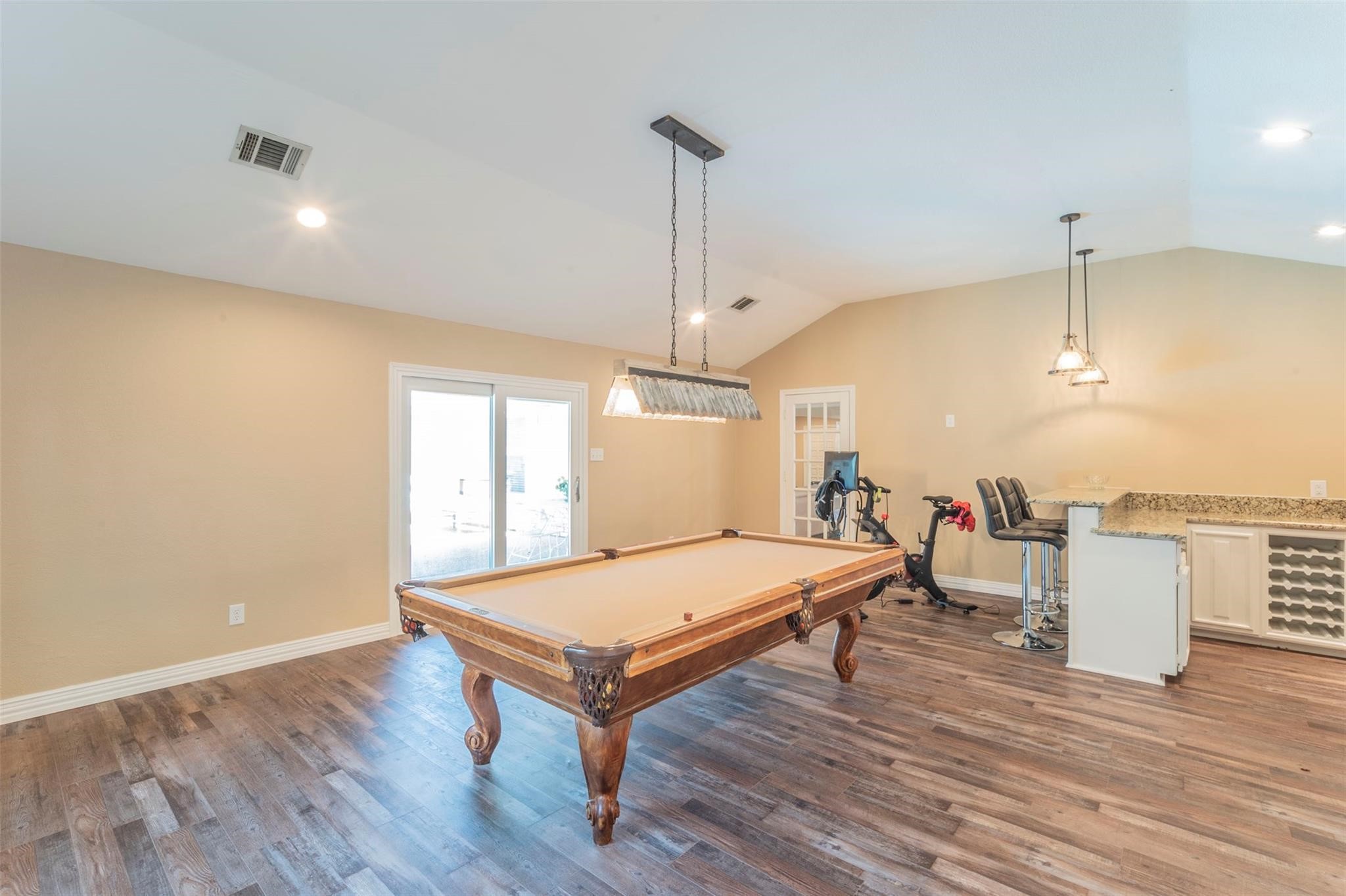 1804 Lincolnshire Drive Bedford TX 76021