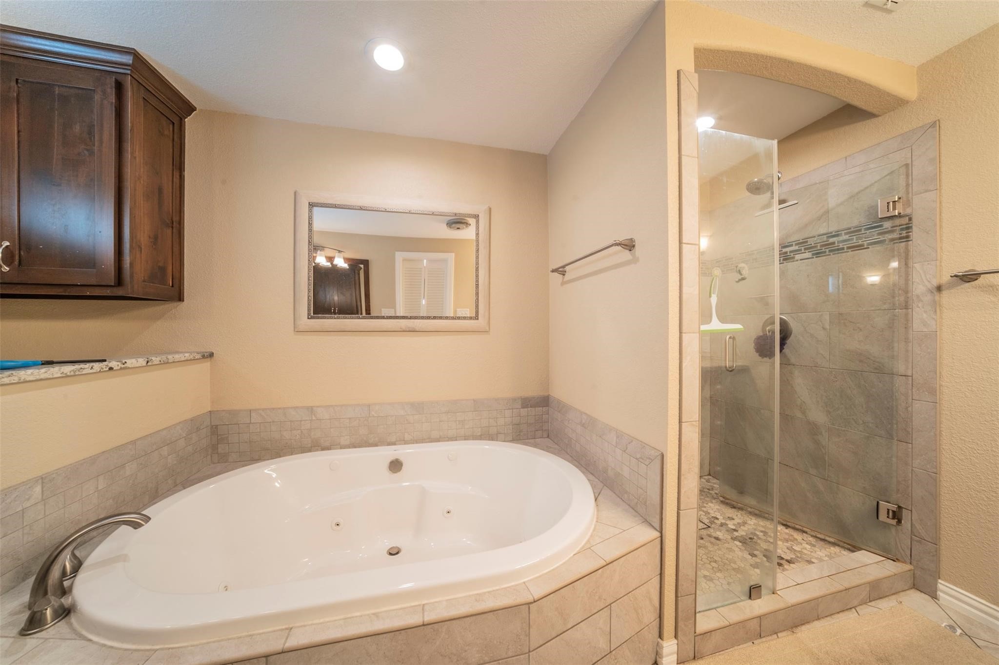 1804 Lincolnshire Drive Bedford TX 76021