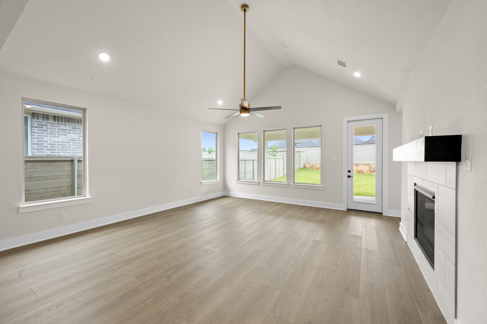 11748 Edgewood Drive Justin TX 76247