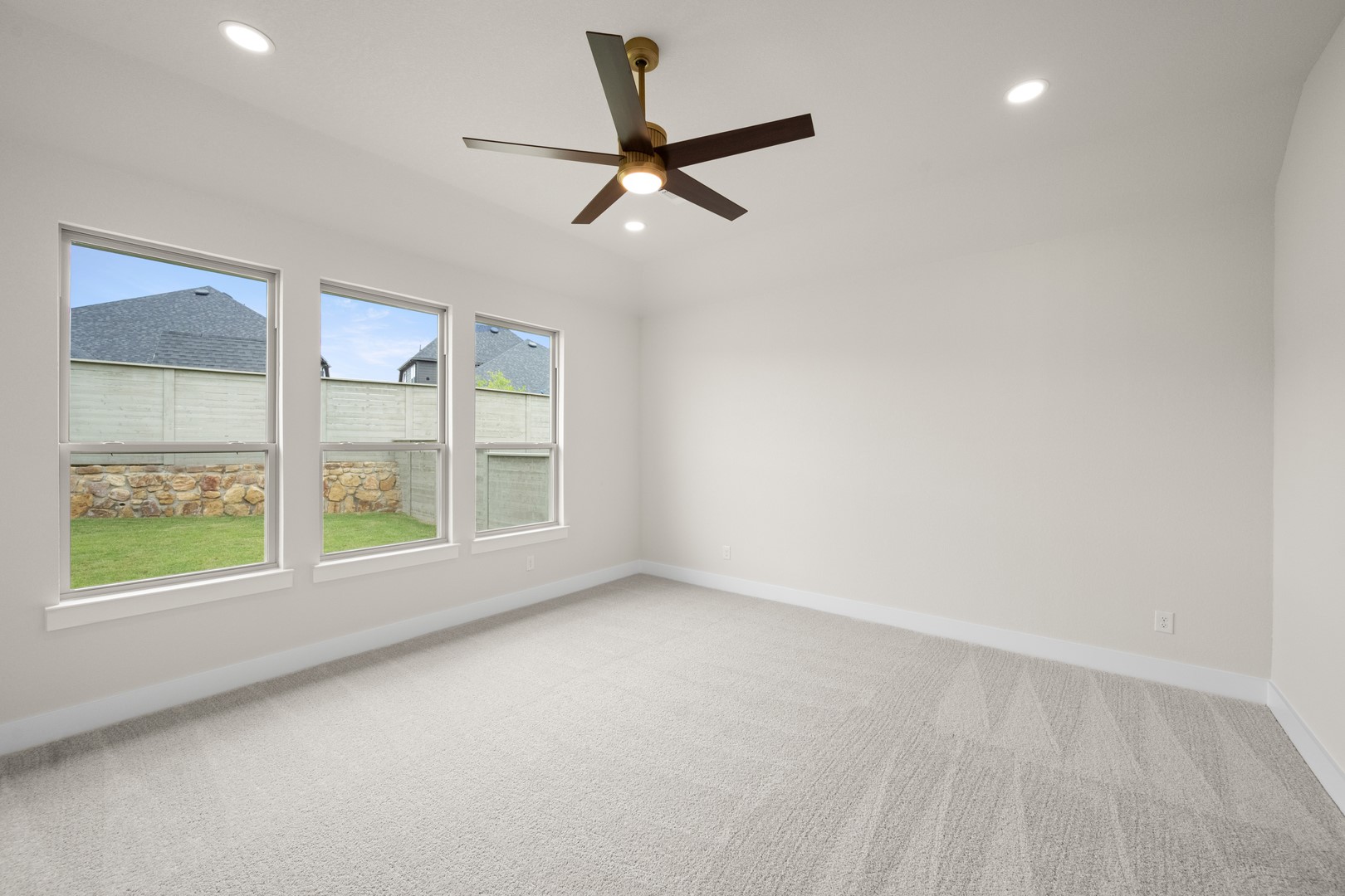 11748 Edgewood Drive Justin TX 76247