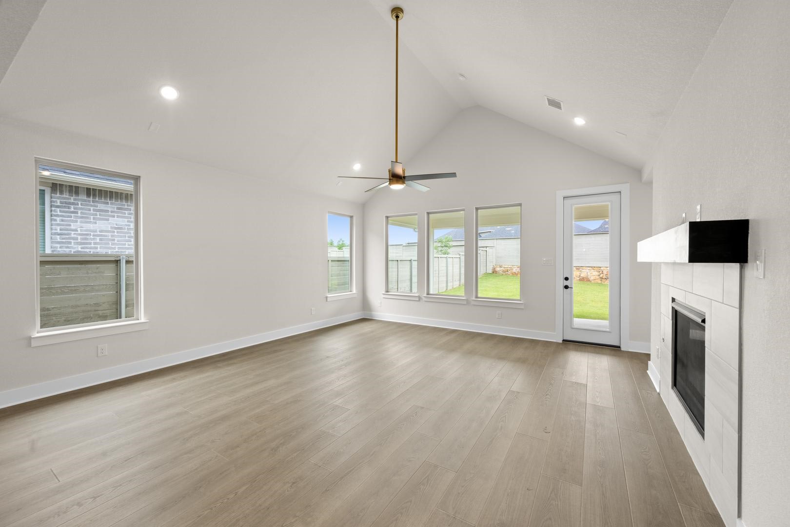11748 Edgewood Drive Justin TX 76247