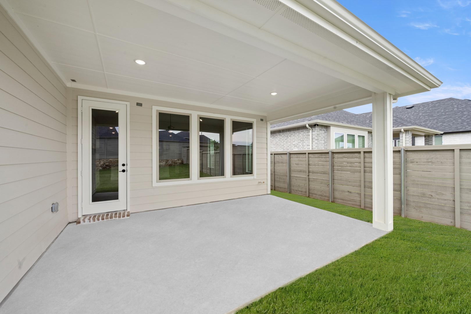 11748 Edgewood Drive Justin TX 76247