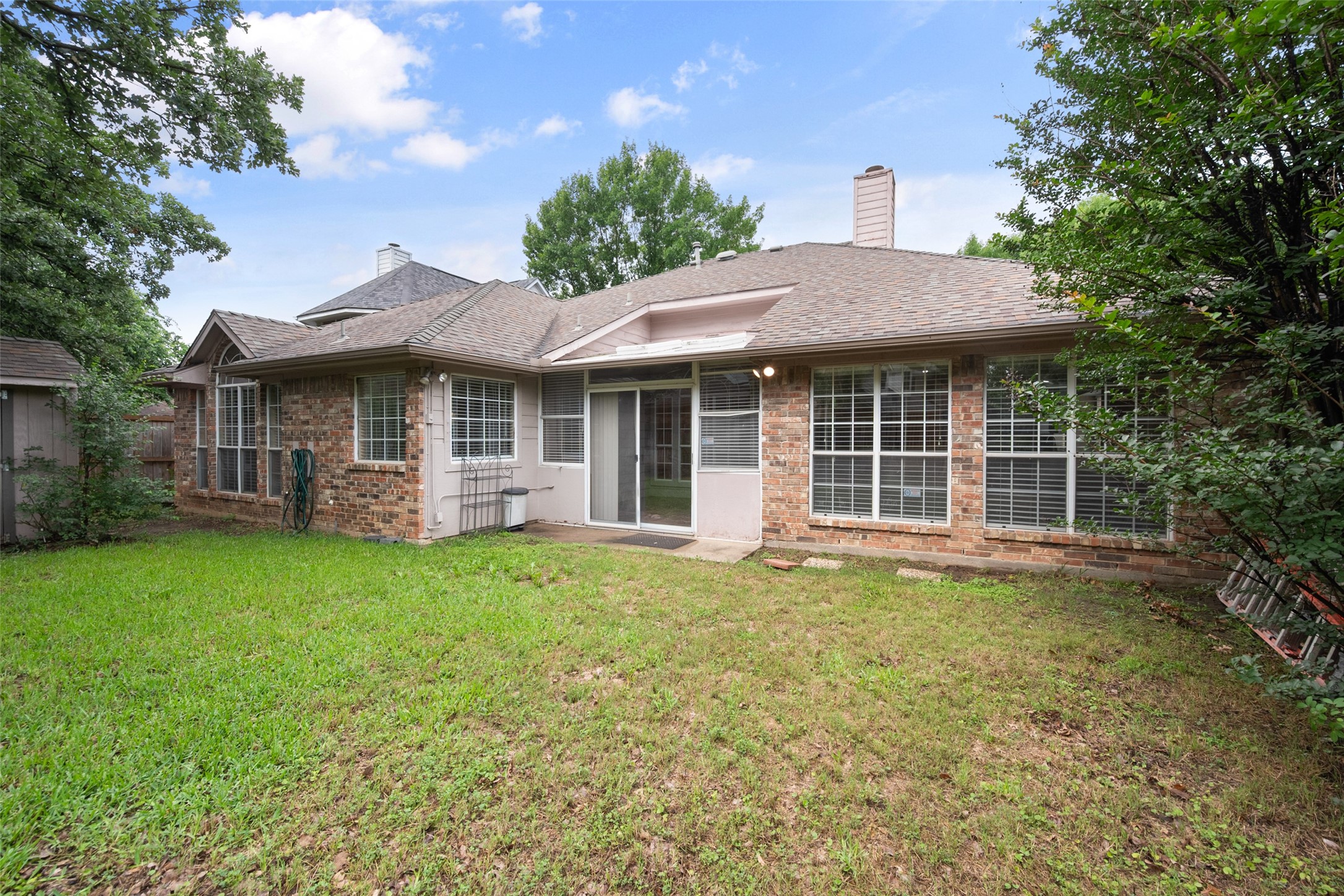 6101 Fox Hunt Drive Arlington TX 76001