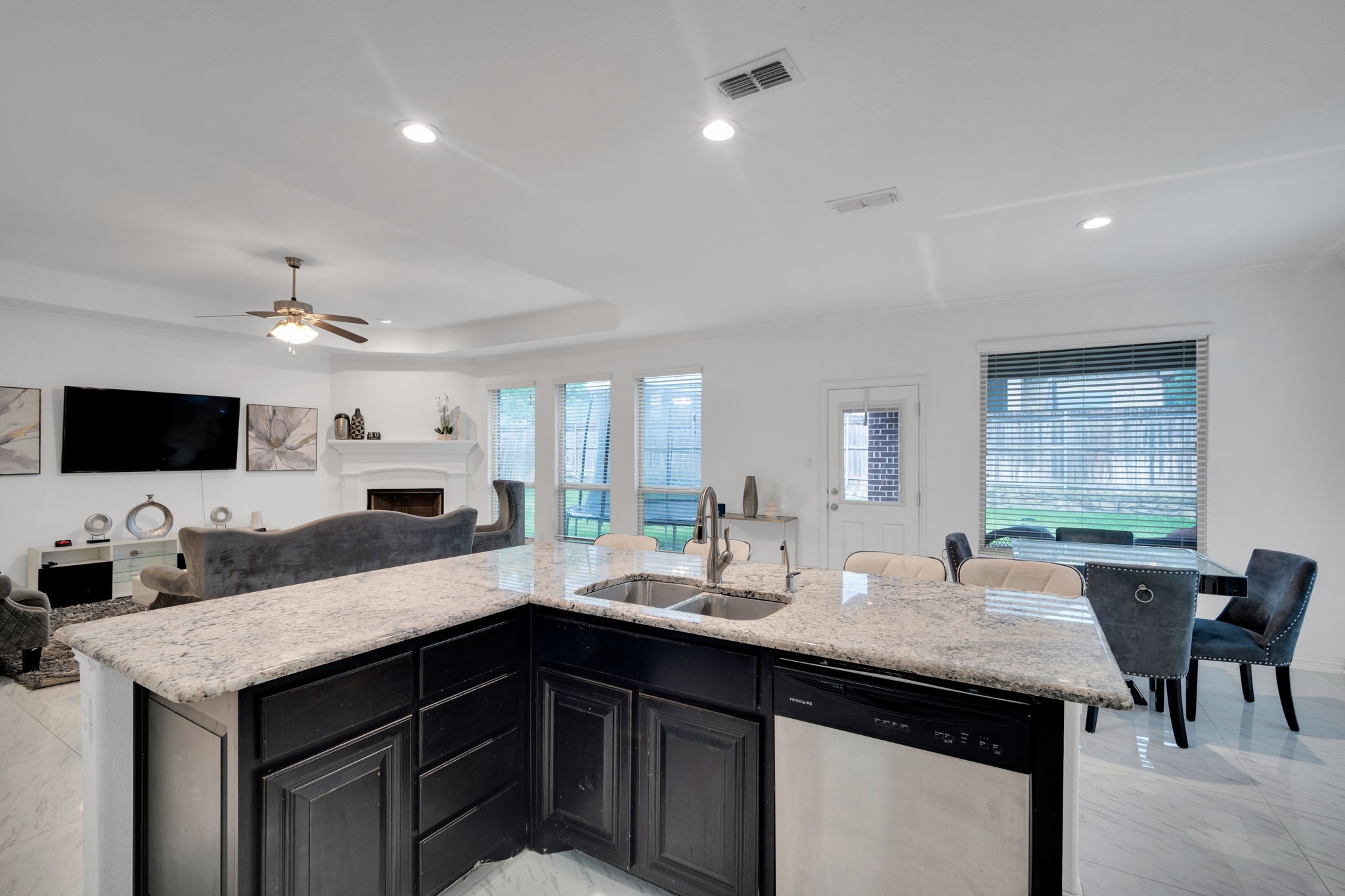 417 Ashlawn Drive Midlothian TX 76065