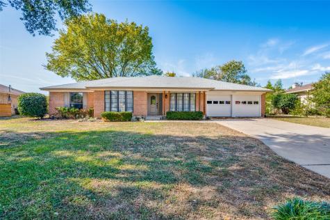 3613 Holland Drive North Richland Hills TX 76180