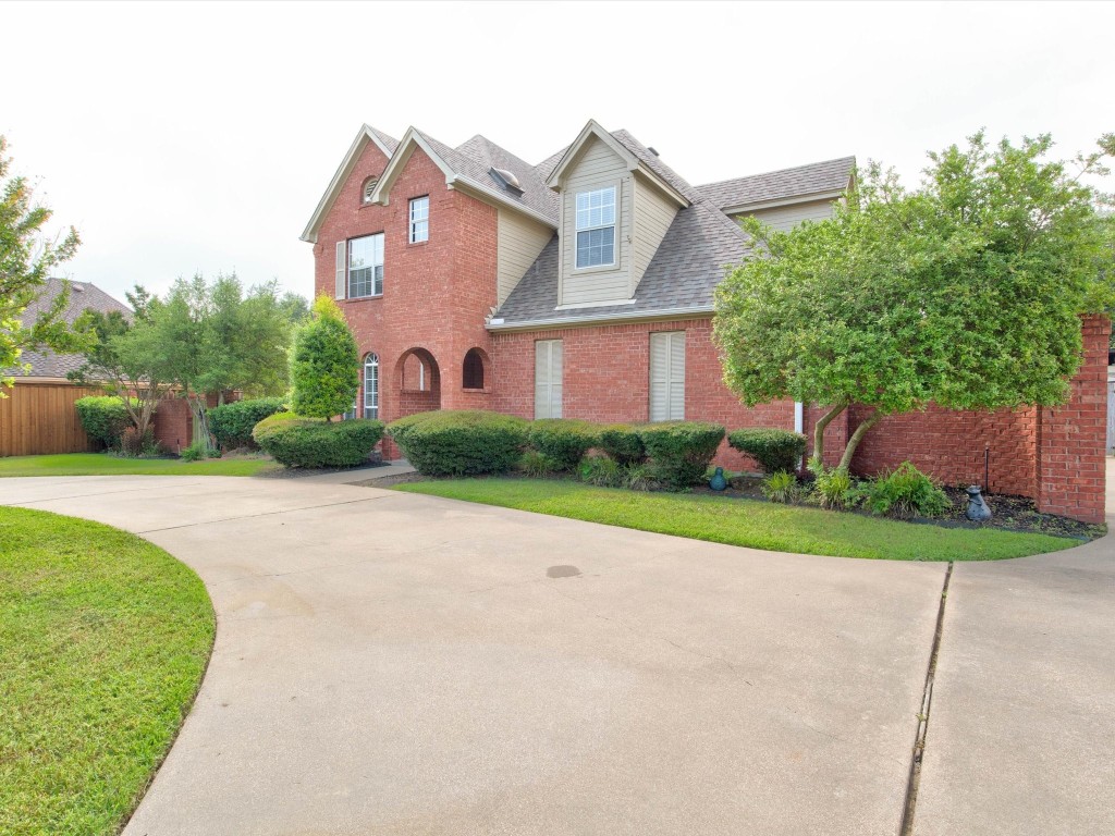 1611 Stonegate Drive Cleburne TX 76033