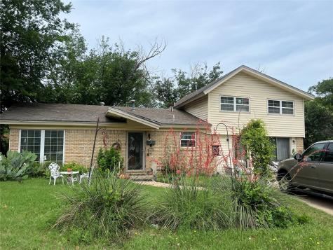 5001 Caroldean Court Haltom City TX 76117