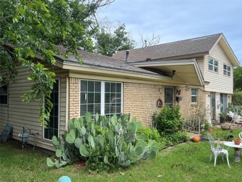 5001 Caroldean Court Haltom City TX 76117