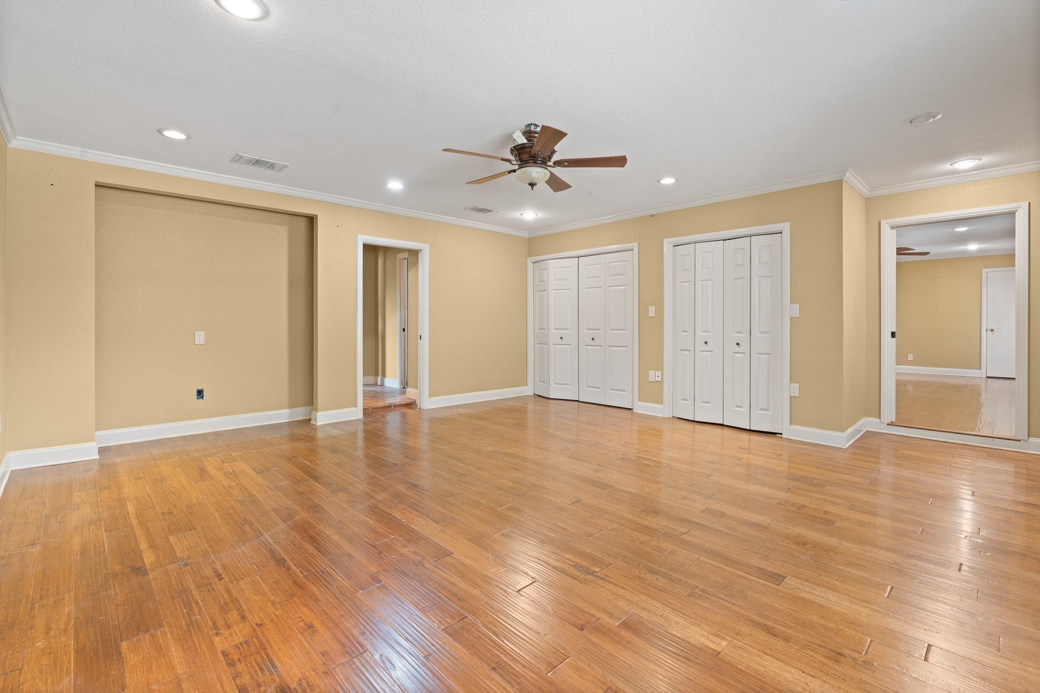 1944 County Road 401 Alvarado TX 76009