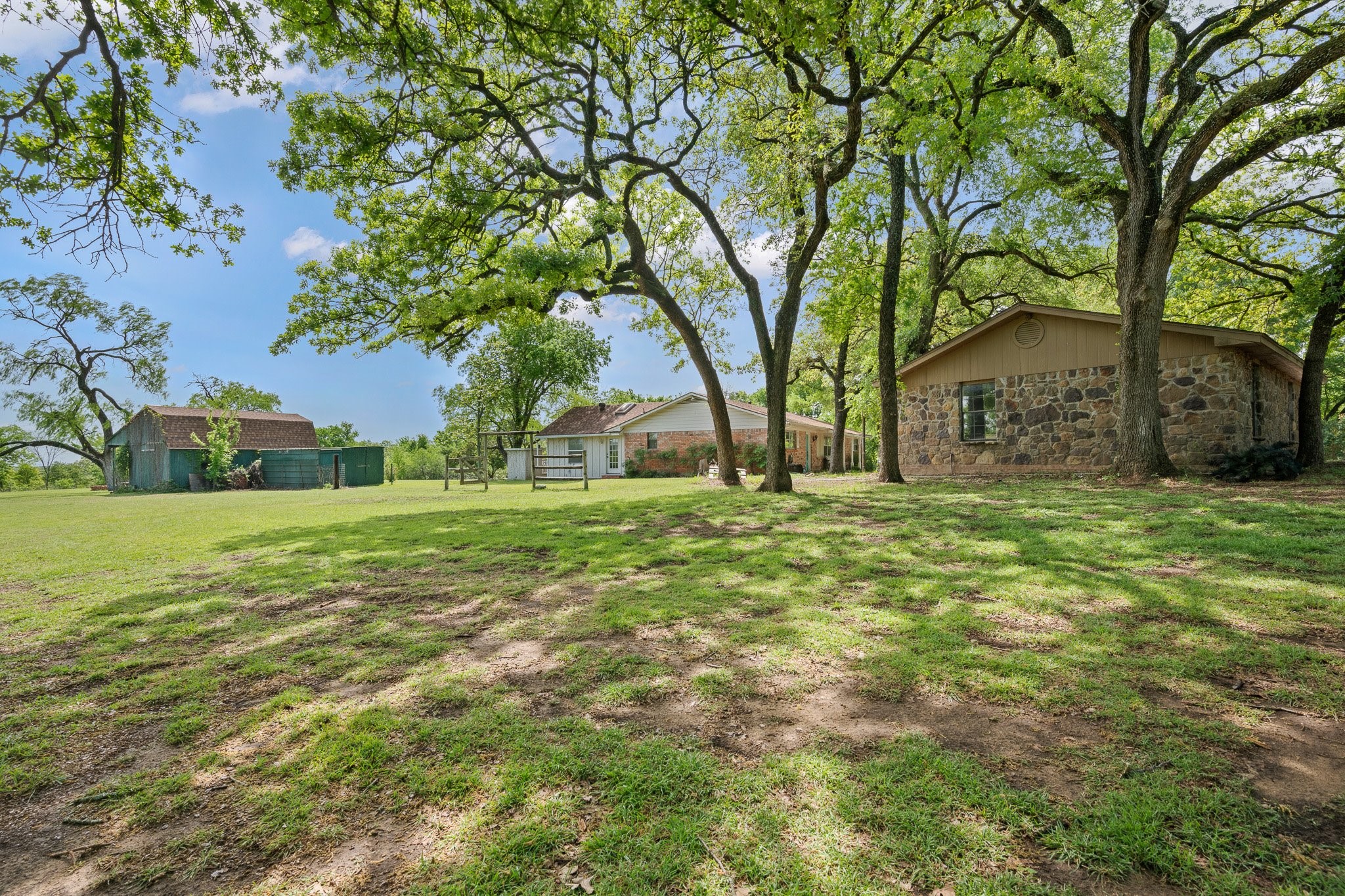 1944 County Road 401 Alvarado TX 76009