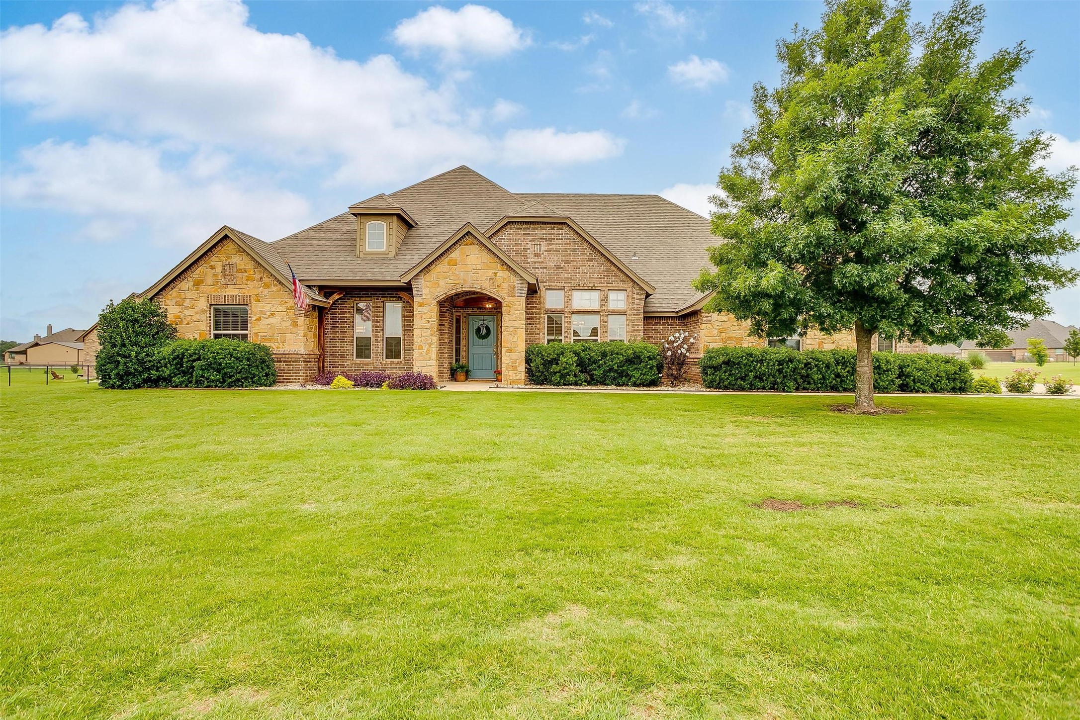 319 Steppes Court Weatherford TX 76087