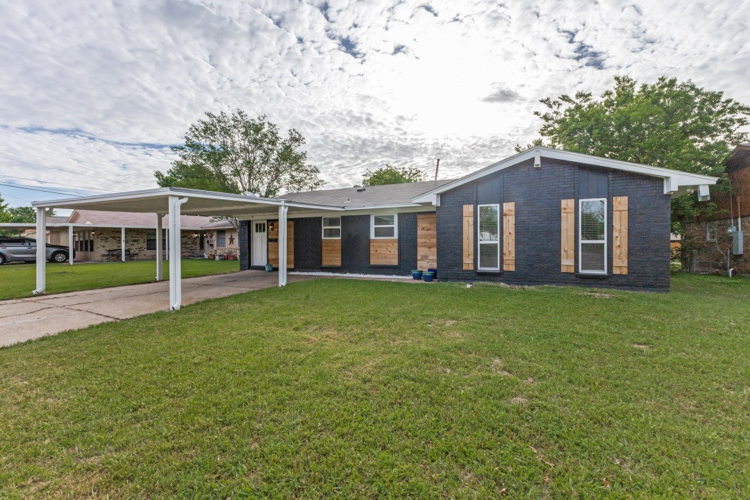 512 Lindo Drive Mesquite TX 75149