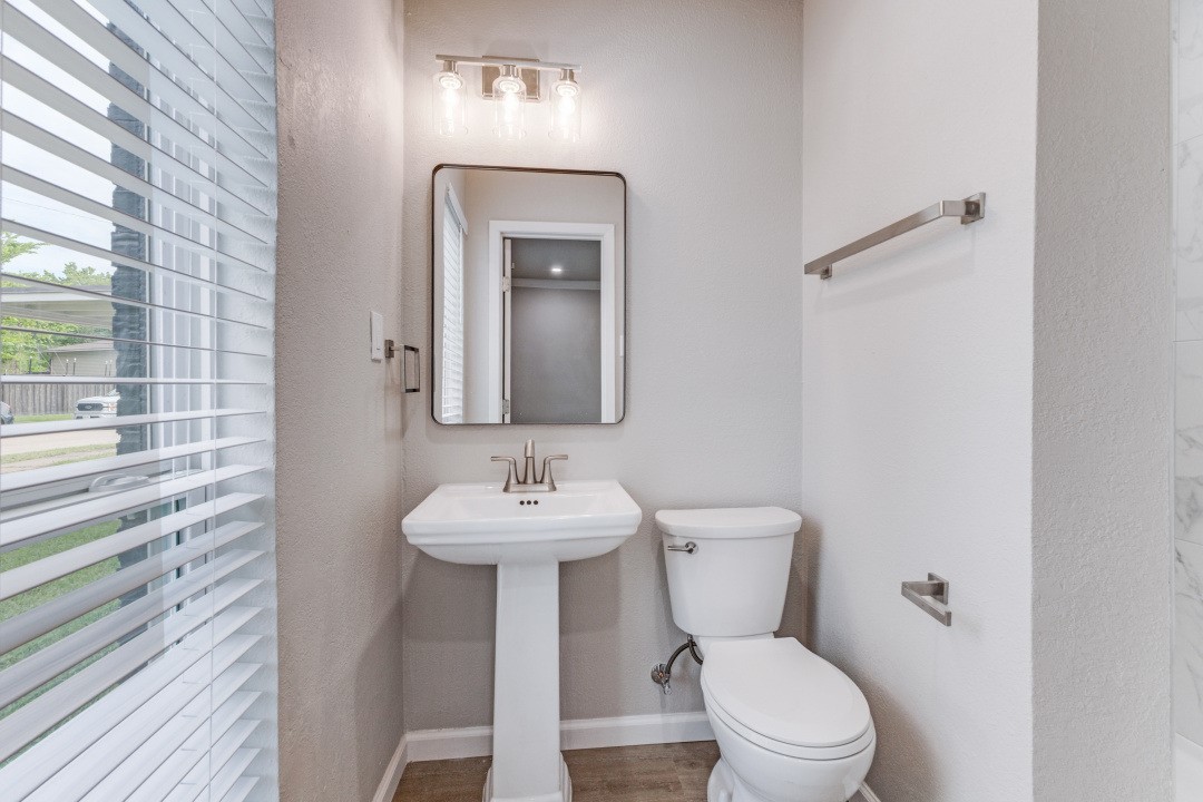 512 Lindo Drive Mesquite TX 75149