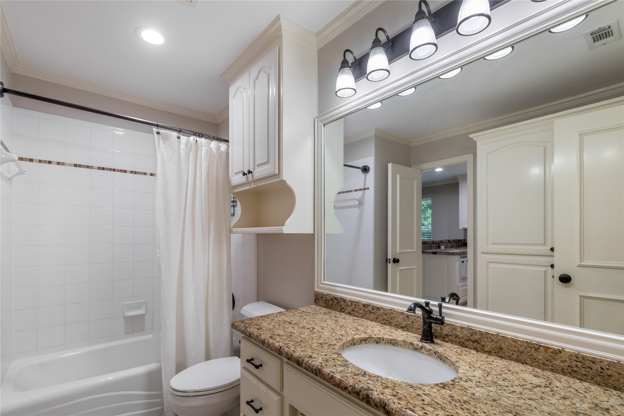 215 Bent Creek Court Southlake TX 76092