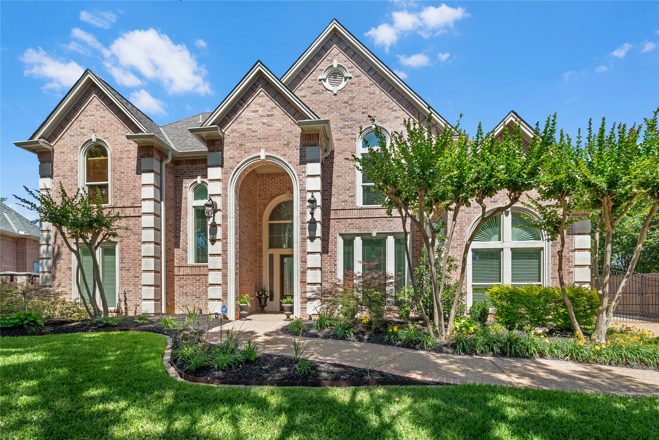 215 Bent Creek Court Southlake TX 76092