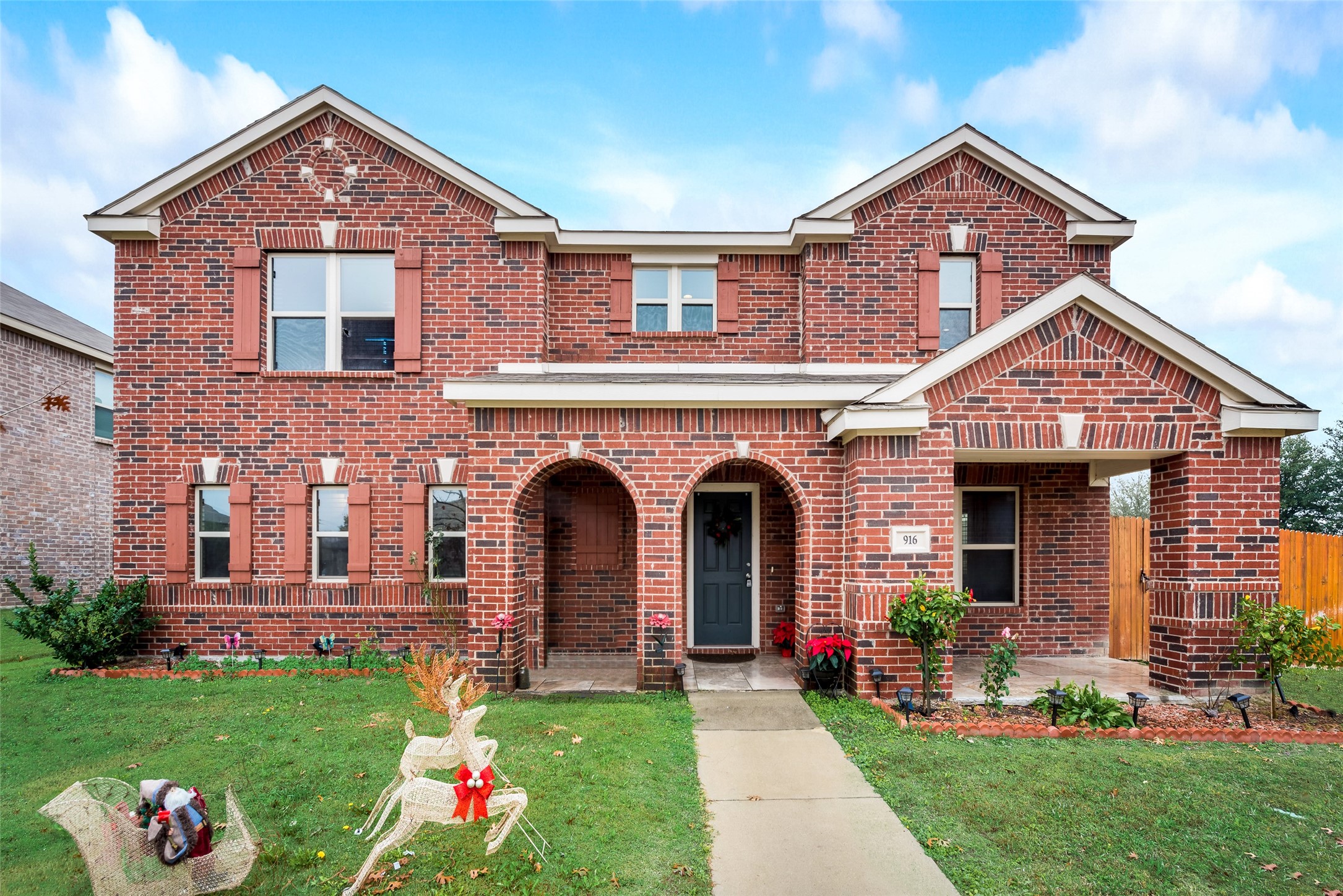 916 Bluebonnet Drive Desoto TX 75115