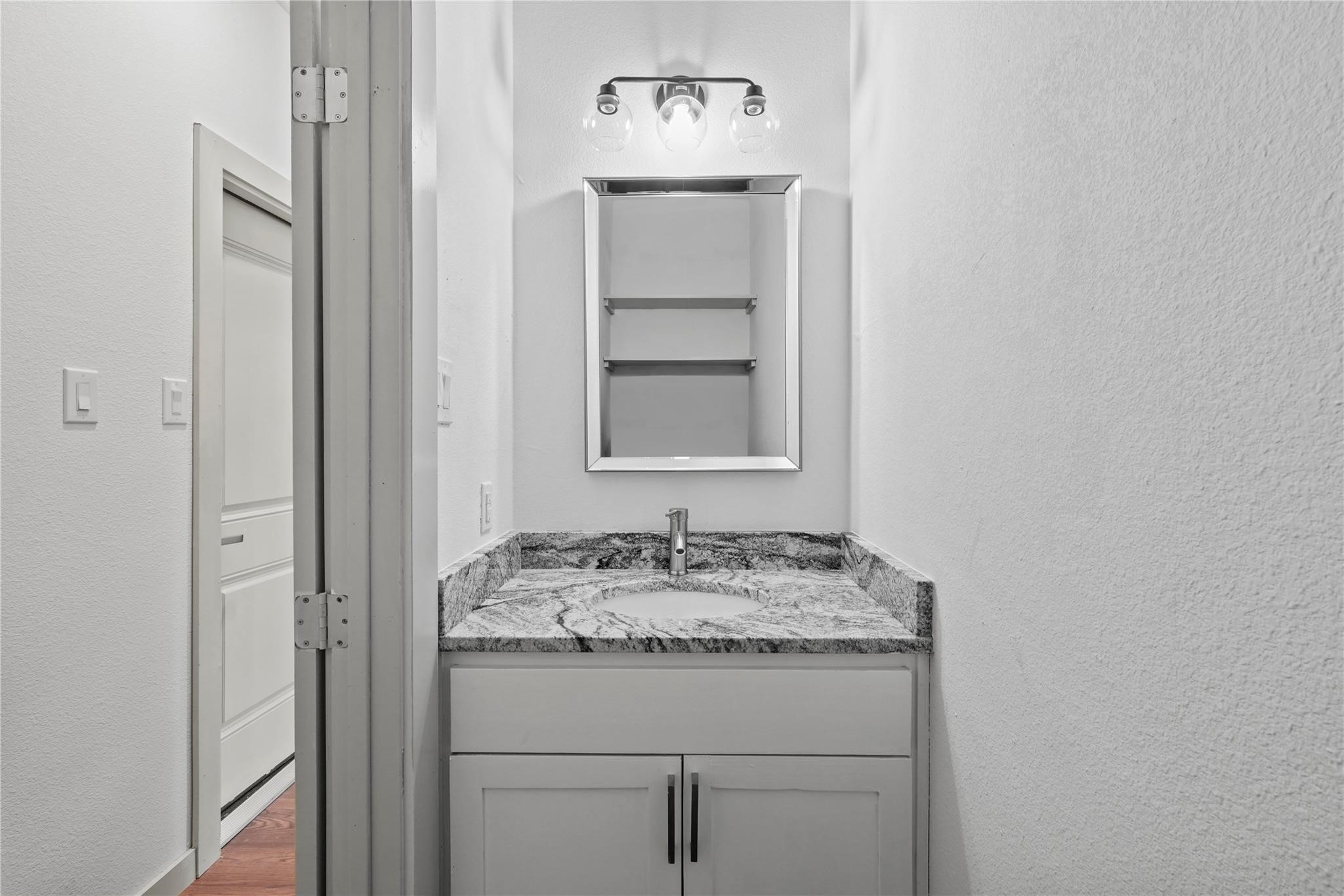 2432 Saint Clair Drive Dallas TX 75215