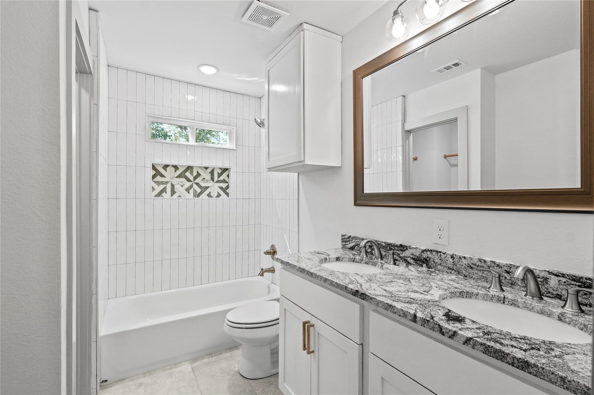 2432 Saint Clair Drive Dallas TX 75215