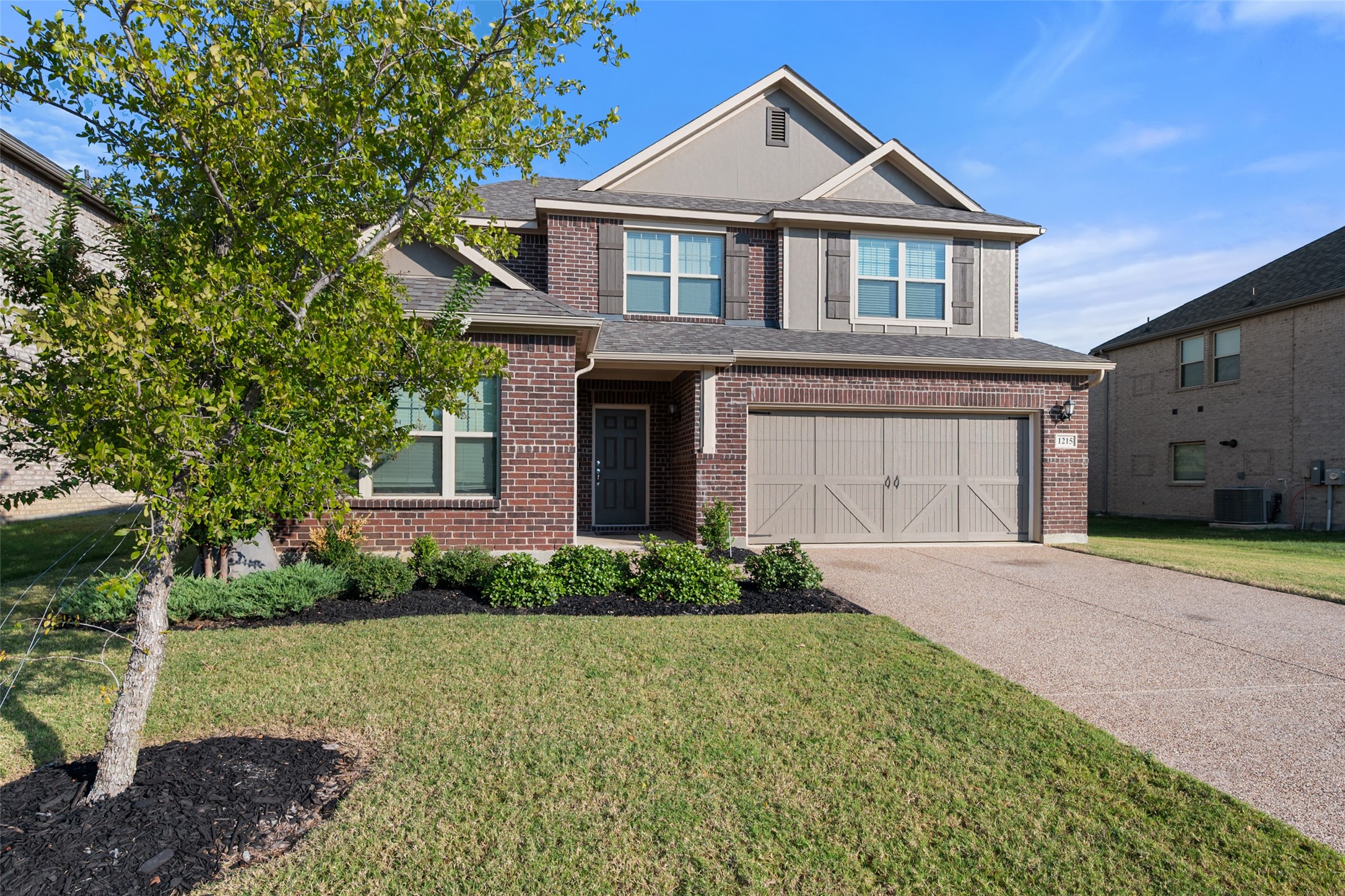 1215 Putnam Street Mansfield TX 76063